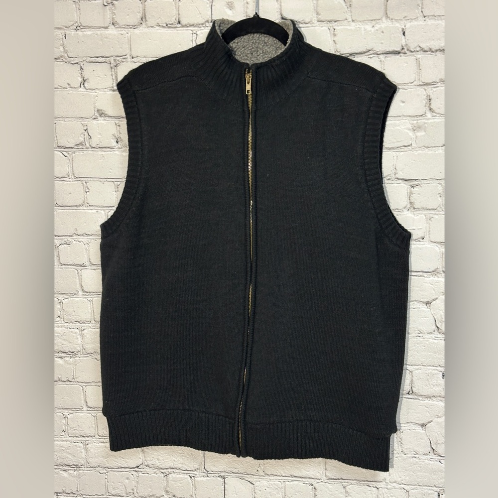 Men's Zip-Up Sleeveless Sweater Vest - Black